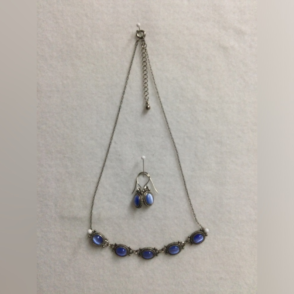 Vintage looking Blue Cat’s Eye stone necklace and earring set.